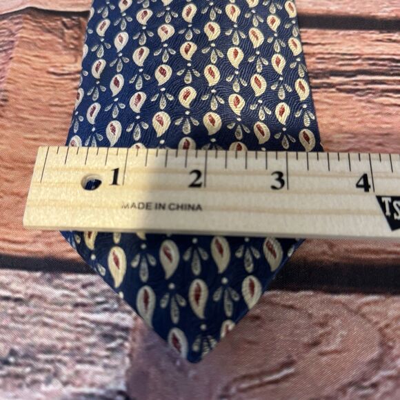 Geoffrey Beene Necktie Men’s Silk Blue Teardrop Pattern Tie USA Classic 58” - Picture 6 of 6